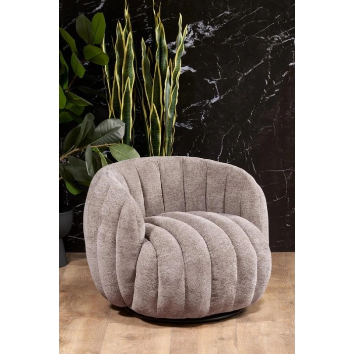 FOTEL WYPOCZYNKOWY CIEMNY BEŻOWY FRASER aranżacja